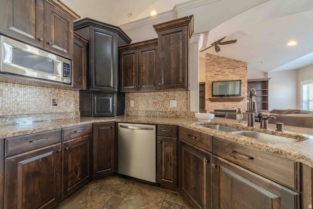 85 S CONSTITUTION DR Roosevelt, UT 84066