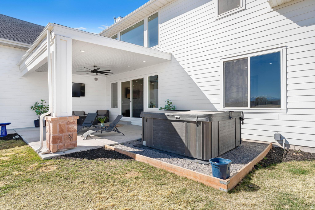 8538 N GOOSEBERRY DR Eagle Mountain, UT 84005