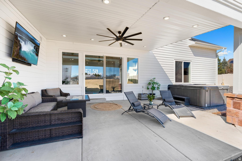 8538 N GOOSEBERRY DR Eagle Mountain, UT 84005