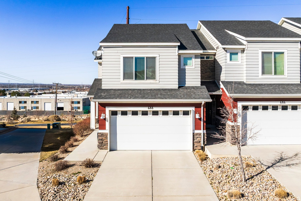 688 W GALLANT DR Bluffdale, UT 84065