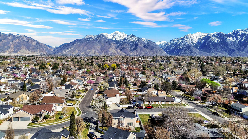 8450 S 865 E Sandy, UT 84094