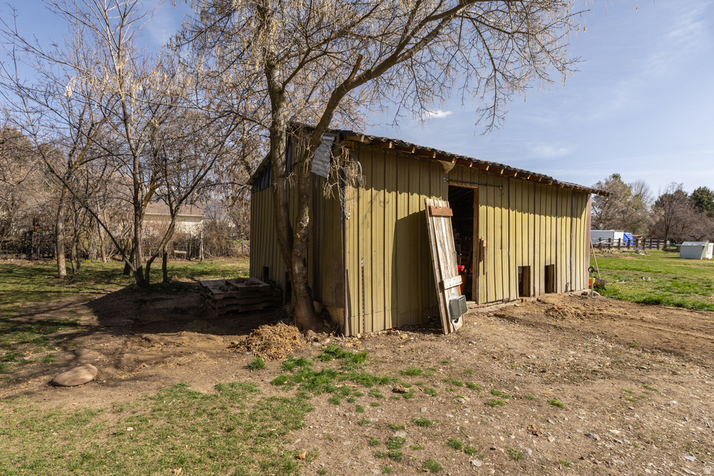 140 W 9100 S Paradise, UT 84328