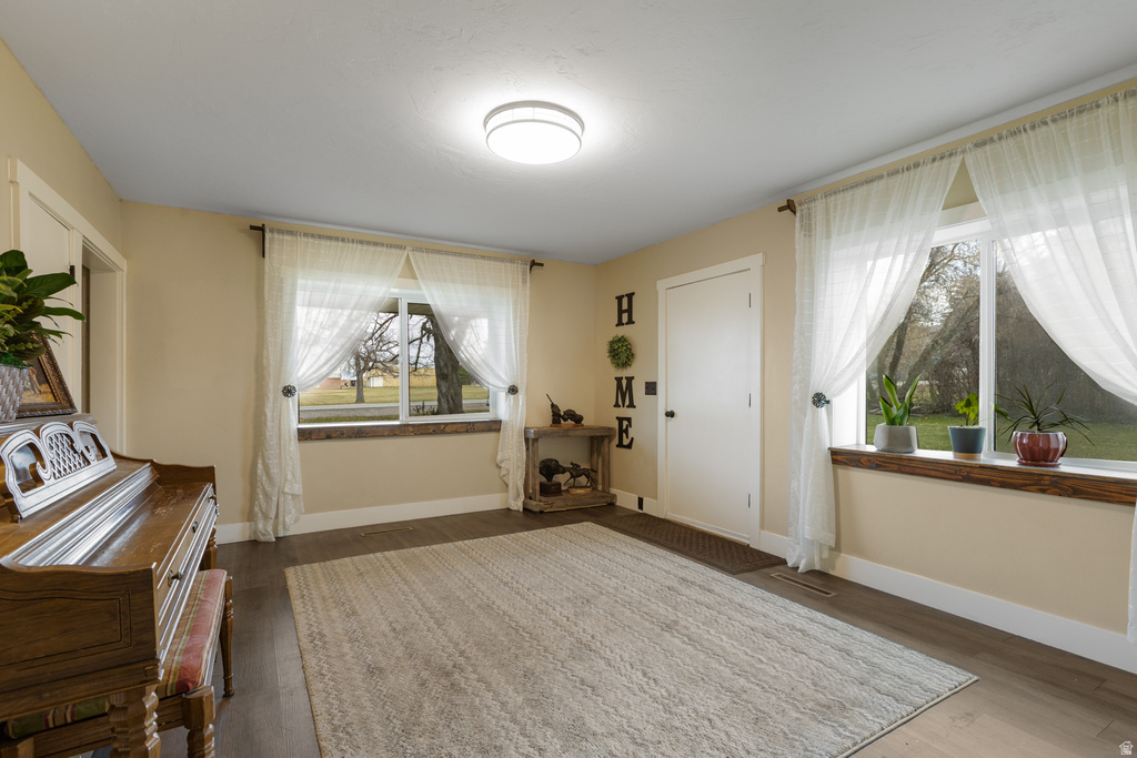 140 W 9100 S Paradise, UT 84328