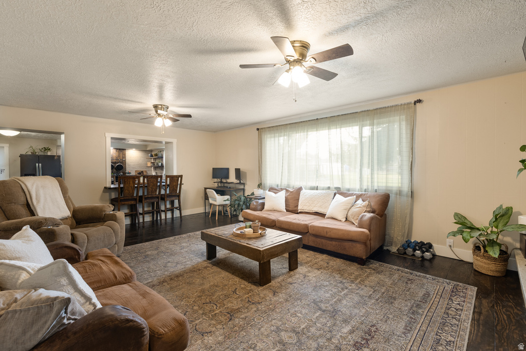 140 W 9100 S Paradise, UT 84328