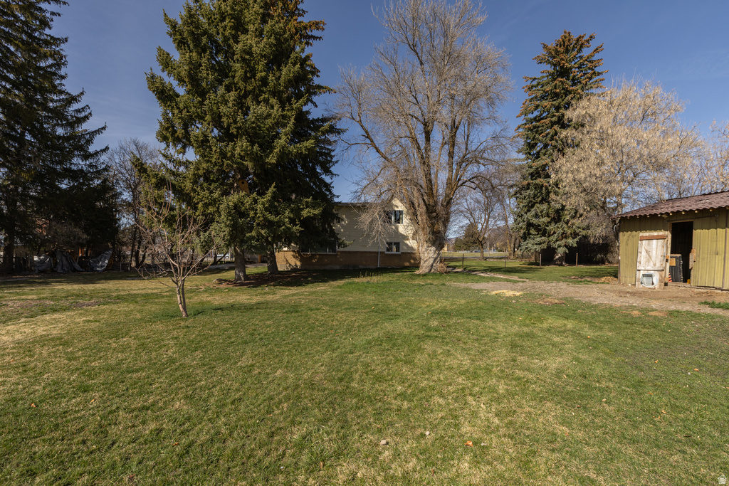 140 W 9100 S Paradise, UT 84328