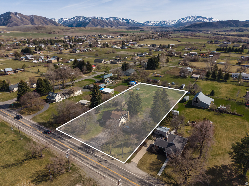 140 W 9100 S Paradise, UT 84328