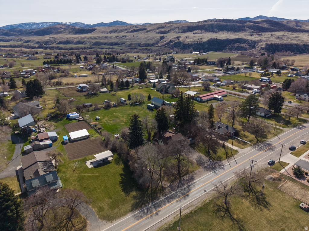 140 W 9100 S Paradise, UT 84328