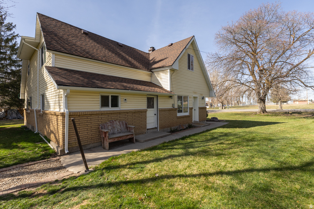 140 W 9100 S Paradise, UT 84328