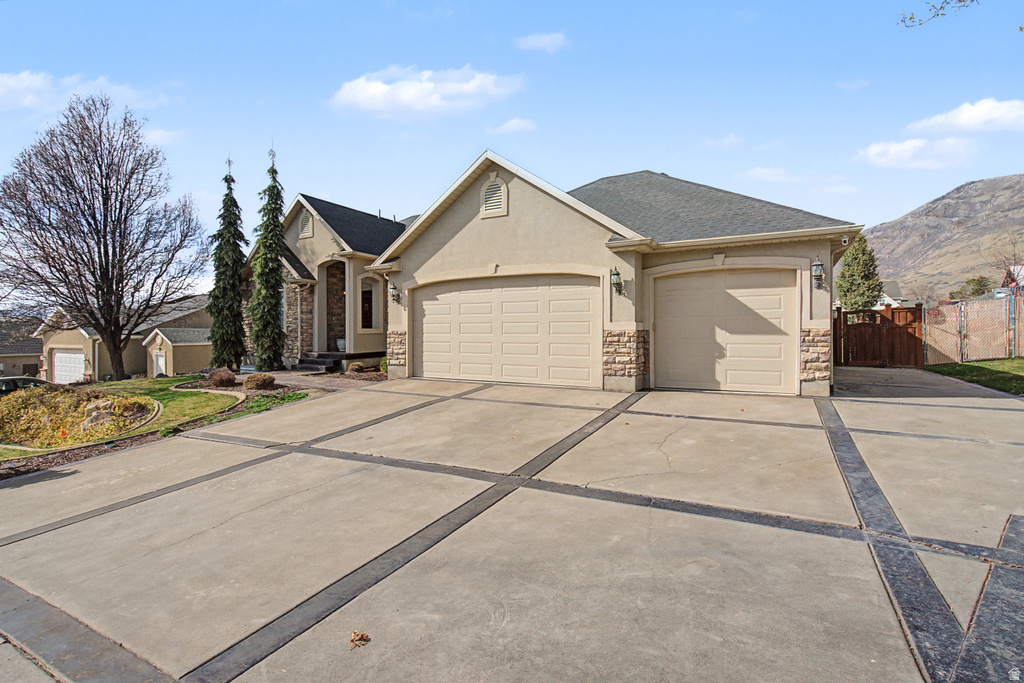 1017 E 450 S Pleasant Grove, UT 84062