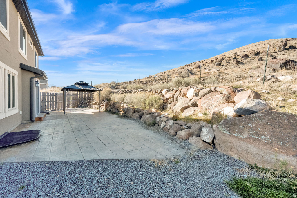 2551 E PATRIOT DR Eagle Mountain, UT 84005