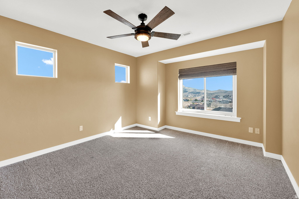 2551 E PATRIOT DR Eagle Mountain, UT 84005