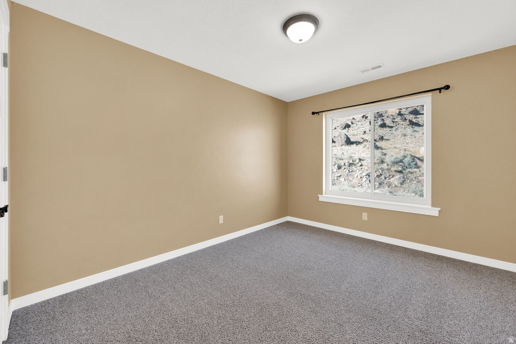 2551 E PATRIOT DR Eagle Mountain, UT 84005