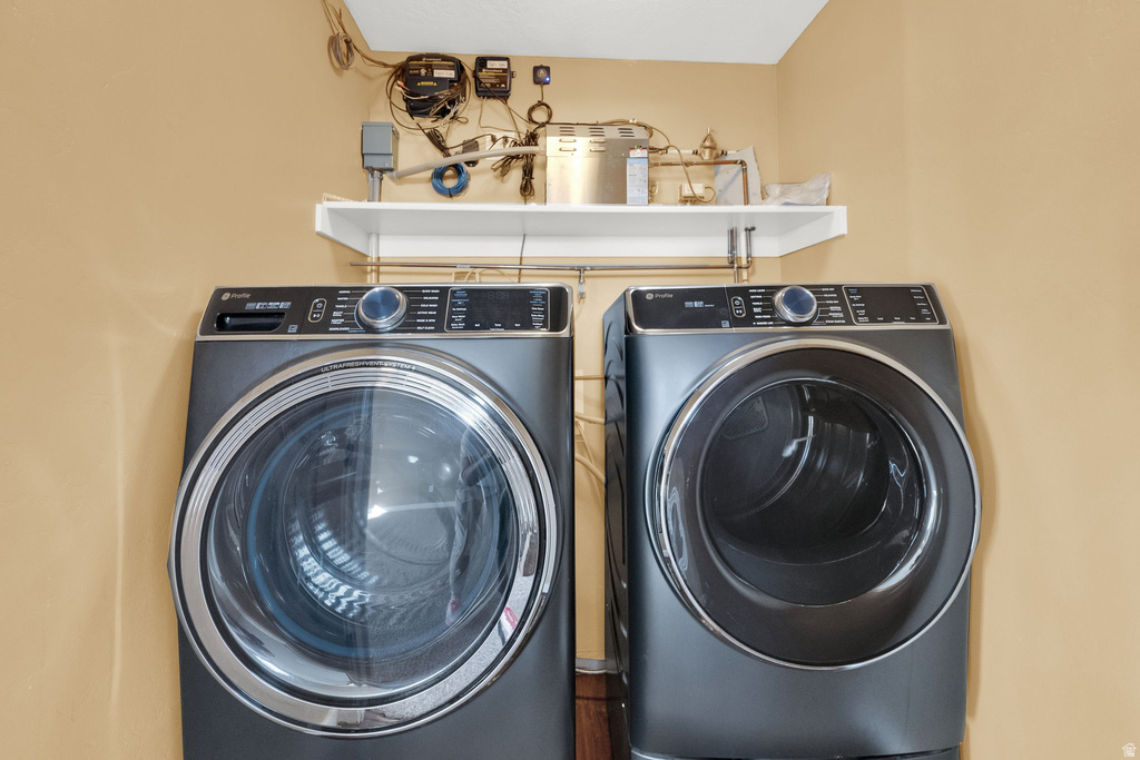 2551 E PATRIOT DR Eagle Mountain, UT 84005