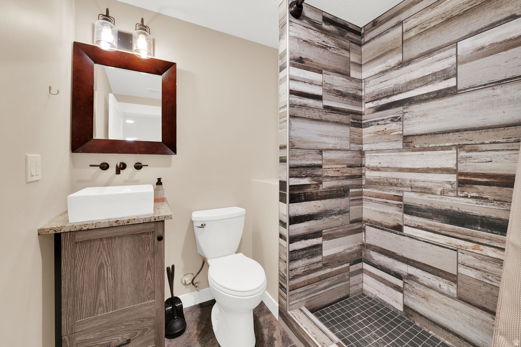 2551 E PATRIOT DR Eagle Mountain, UT 84005