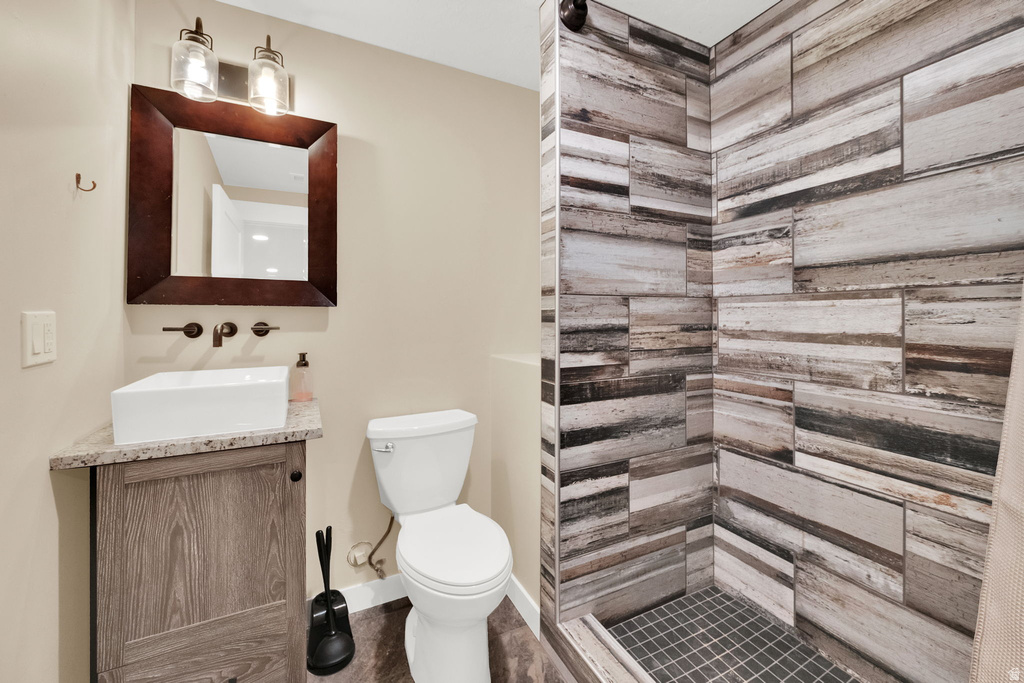 2551 E PATRIOT DR Eagle Mountain, UT 84005