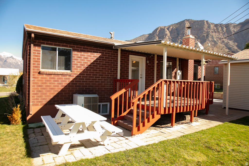 1029 DOUGLAS ST Ogden, UT 84404