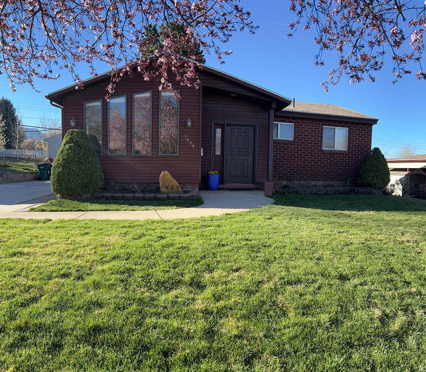 1029 DOUGLAS ST Ogden, UT 84404