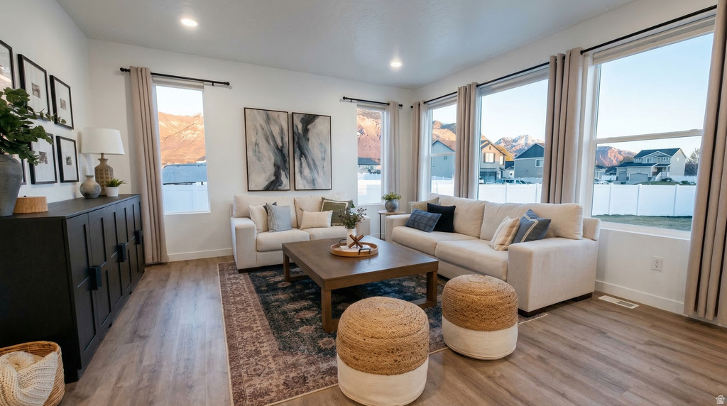 215 E MONTGOMERY LN North Ogden, UT 84414