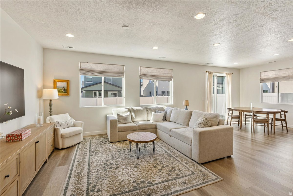 3114 S 2500 W Syracuse, UT 84075