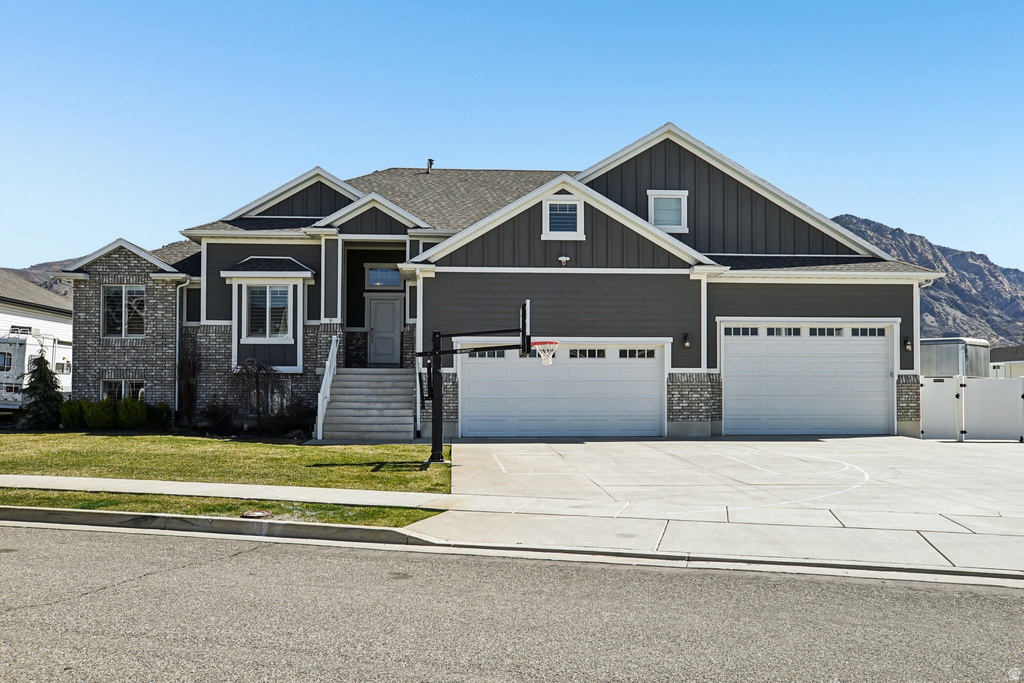 1382 N 150 E Harrisville, UT 84404