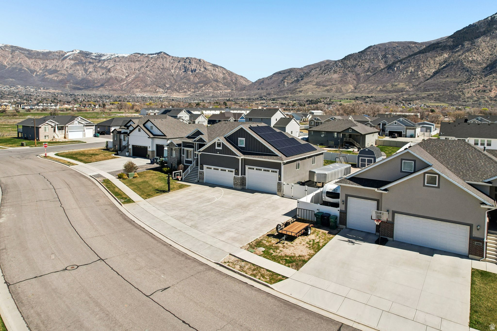 1382 N 150 E Harrisville, UT 84404