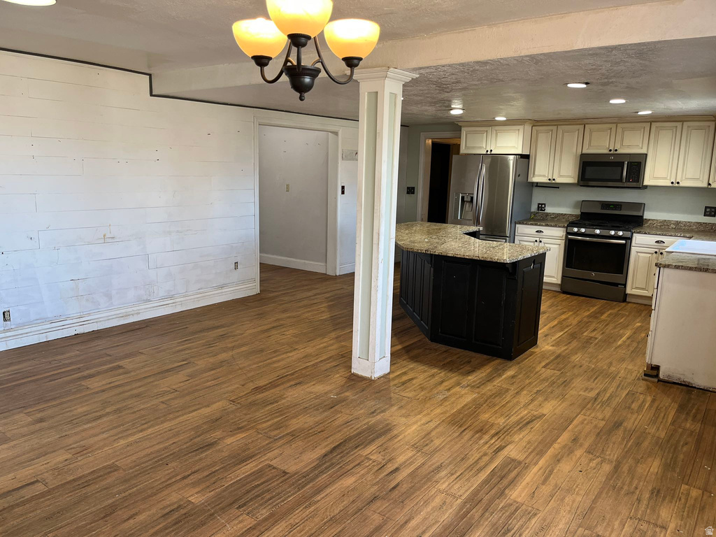 315 N 500 E Salem, UT 84653