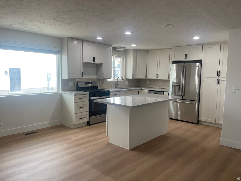 7157 S MEL HELEN WAY West Jordan, UT 84084