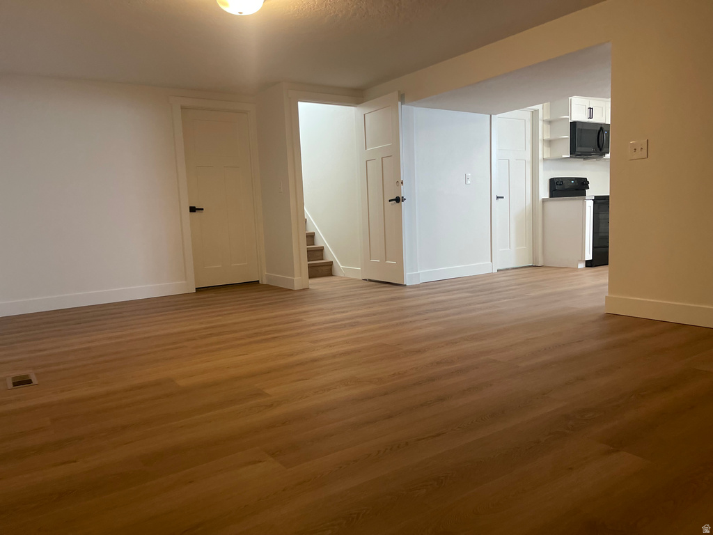 7157 S MEL HELEN WAY West Jordan, UT 84084