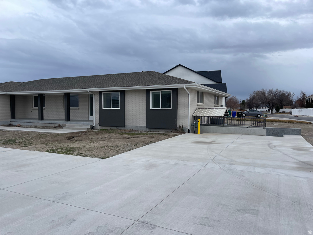 7157 S MEL HELEN WAY West Jordan, UT 84084