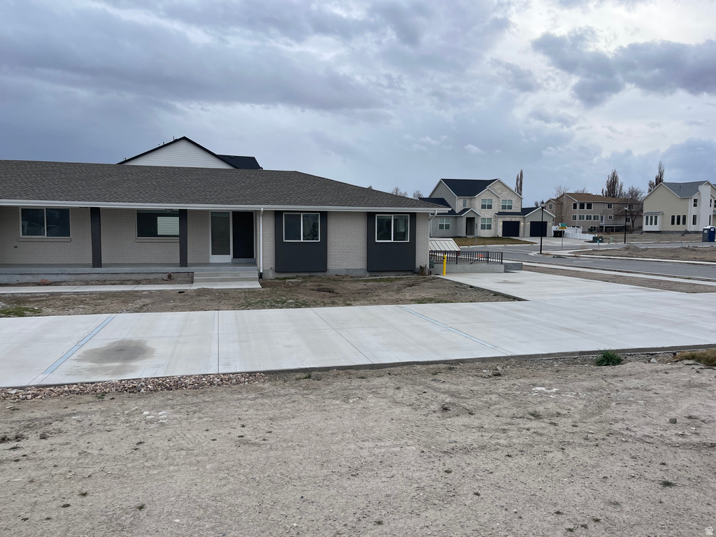 7157 S MEL HELEN WAY West Jordan, UT 84084