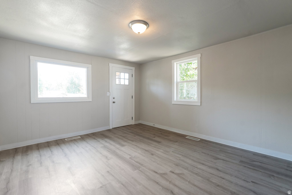 568 W CAPITOL ST Ogden, UT 84401