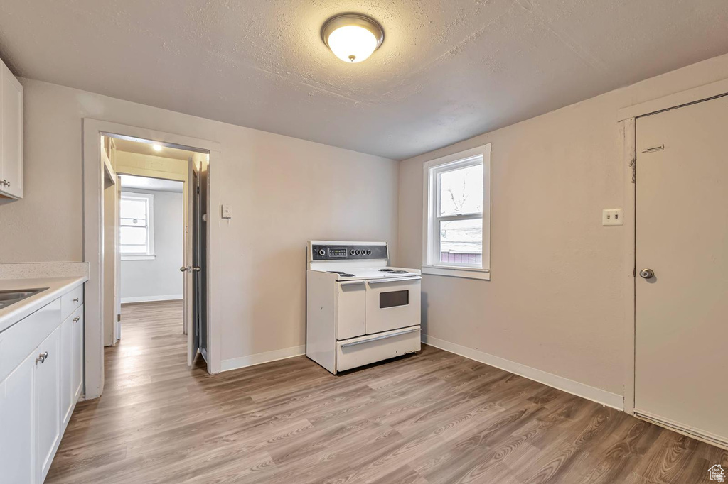 568 W CAPITOL ST Ogden, UT 84401