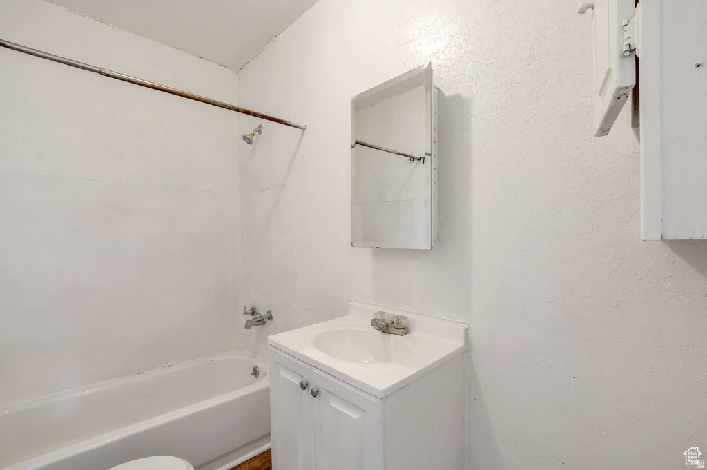 568 W CAPITOL ST Ogden, UT 84401