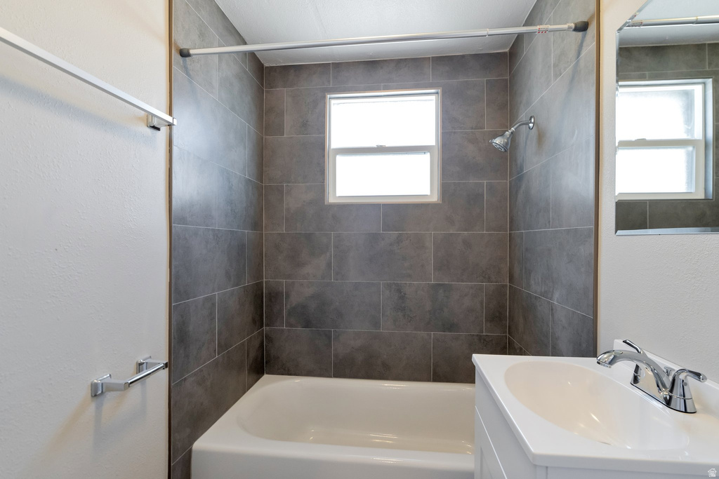 568 W CAPITOL ST Ogden, UT 84401