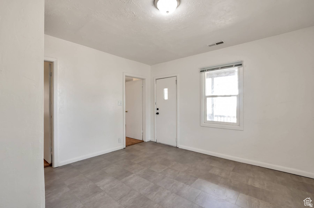 568 W CAPITOL ST Ogden, UT 84401