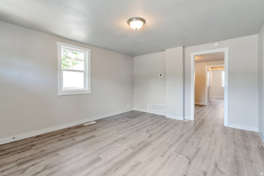 568 W CAPITOL ST Ogden, UT 84401