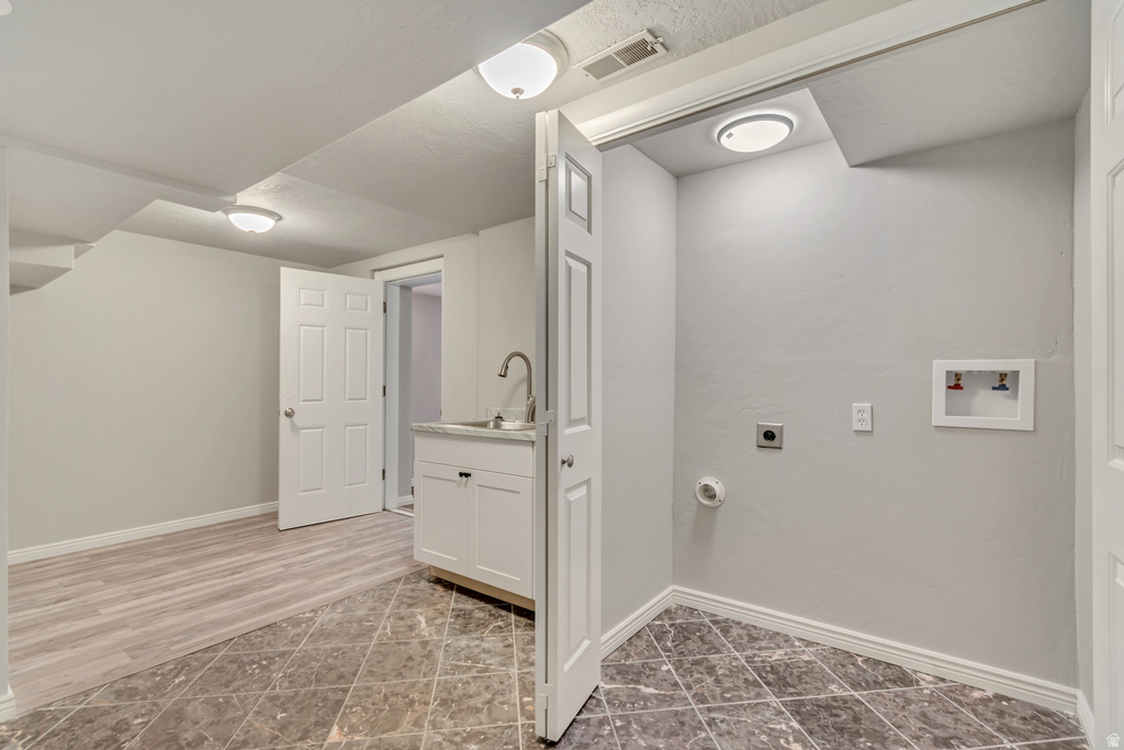 7628 S CASA VERDE ST Midvale, UT 84047