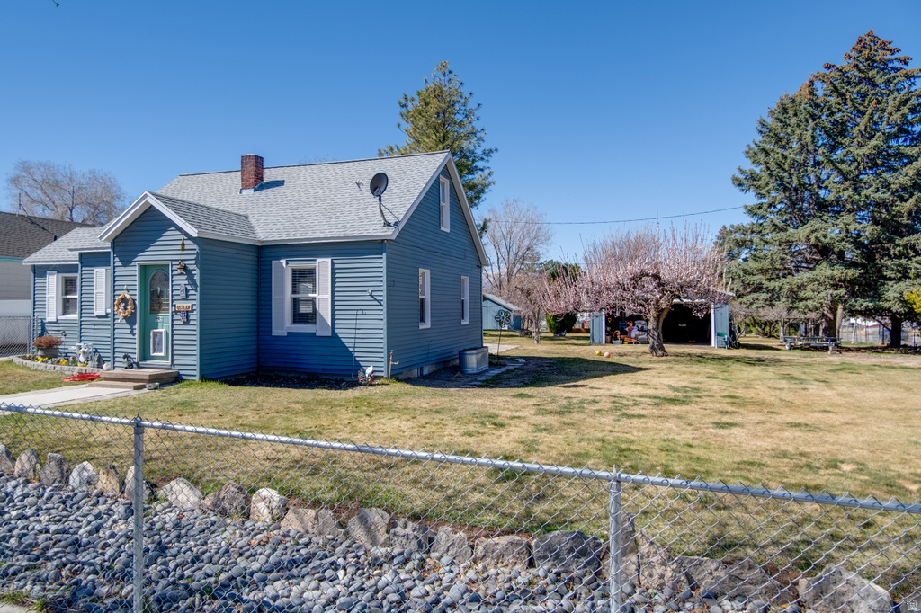 387 N 200 W Tooele, UT 84074