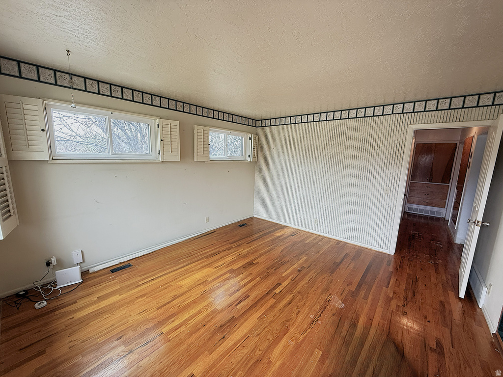 1569 E LANEBROOK CIR #303 Salt Lake City, UT 84124