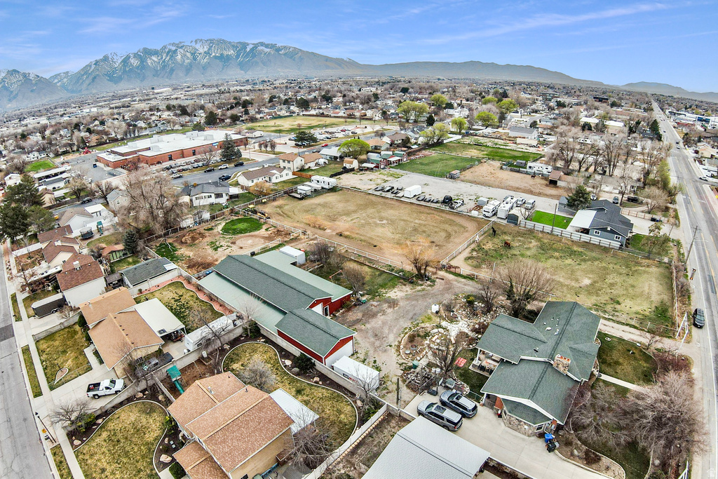 8701 S TEMPLE DR West Jordan, UT 84088