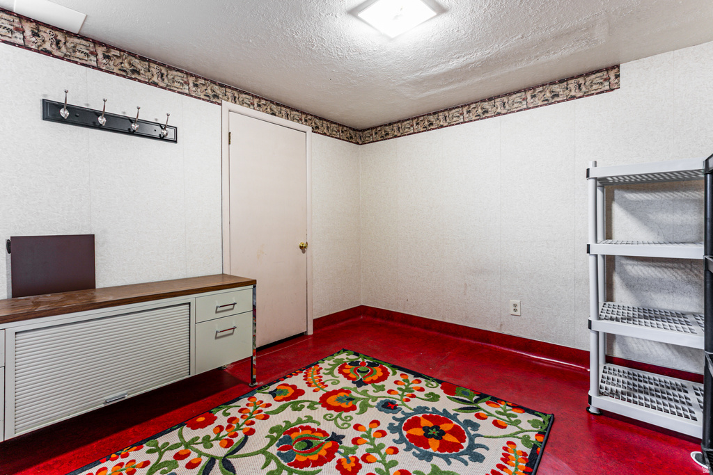 8701 S TEMPLE DR West Jordan, UT 84088