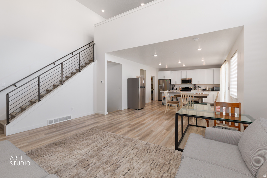 2477 N PAINTBRUSH DR Saratoga Springs, UT 84045