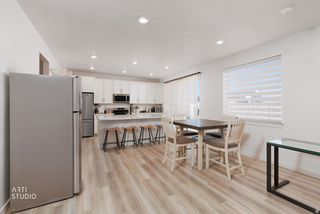 2477 N PAINTBRUSH DR Saratoga Springs, UT 84045