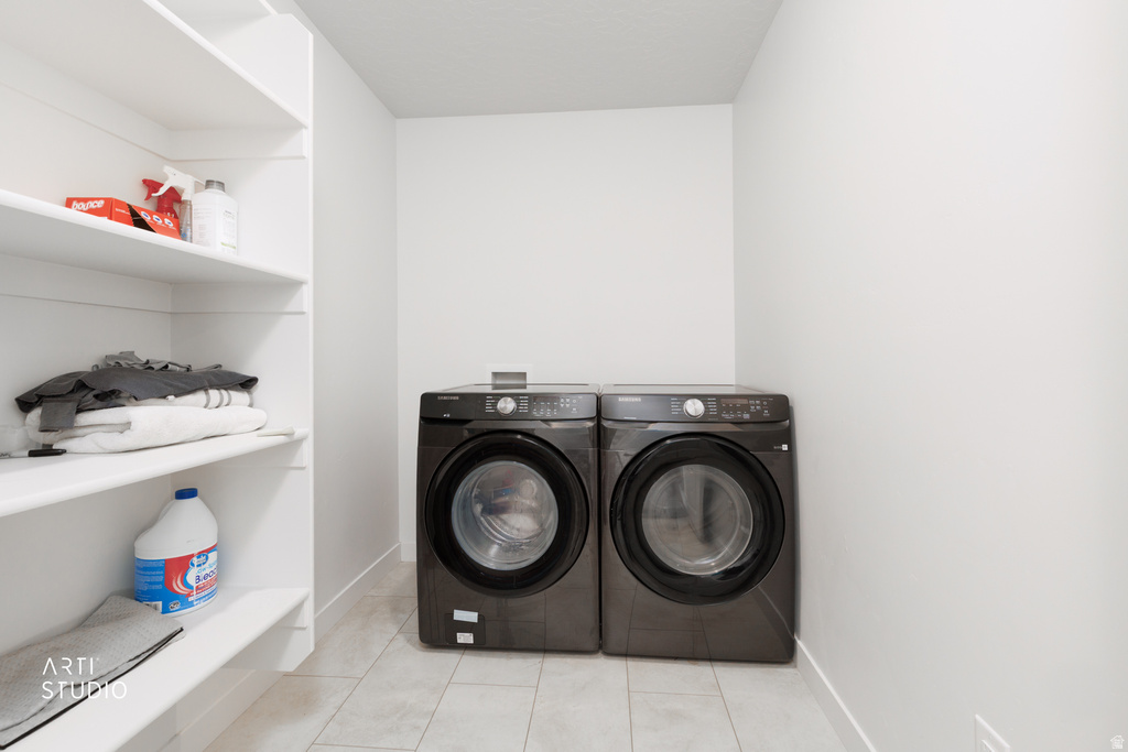 2477 N PAINTBRUSH DR Saratoga Springs, UT 84045