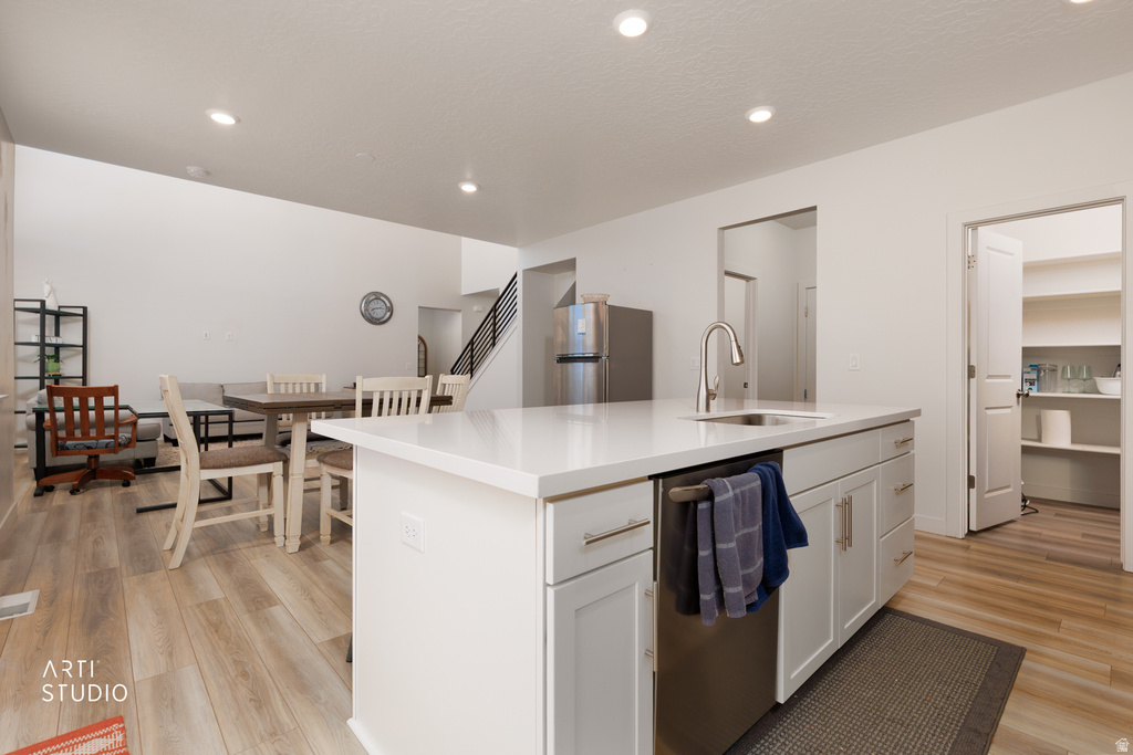 2477 N PAINTBRUSH DR Saratoga Springs, UT 84045