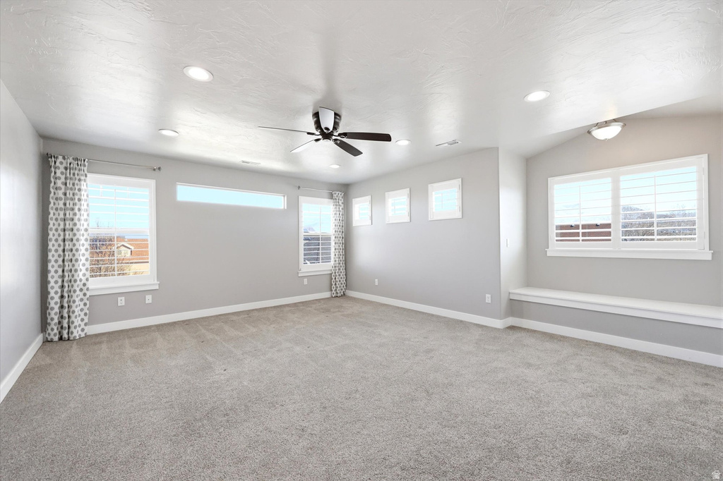 15198 S MULE TRAIN DR Bluffdale, UT 84065