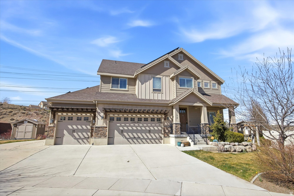 15198 S MULE TRAIN DR Bluffdale, UT 84065