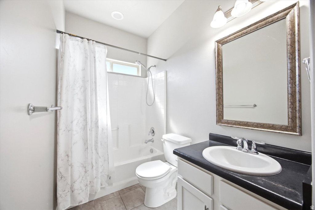 15198 S MULE TRAIN DR Bluffdale, UT 84065