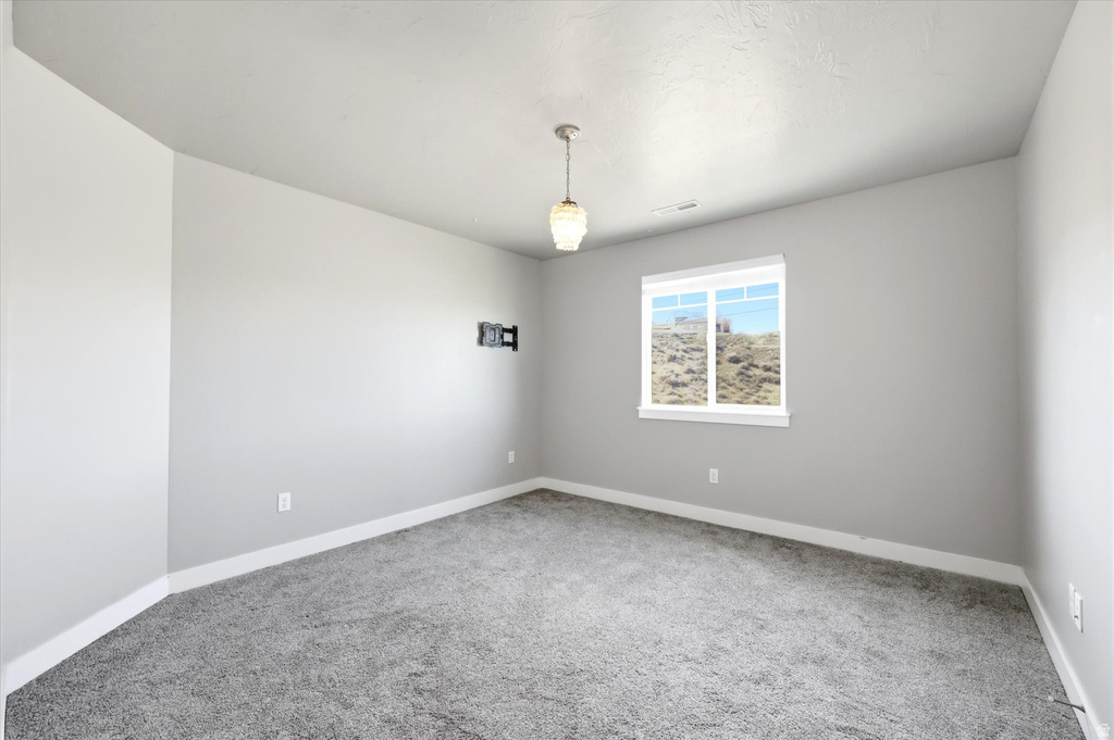 15198 S MULE TRAIN DR Bluffdale, UT 84065