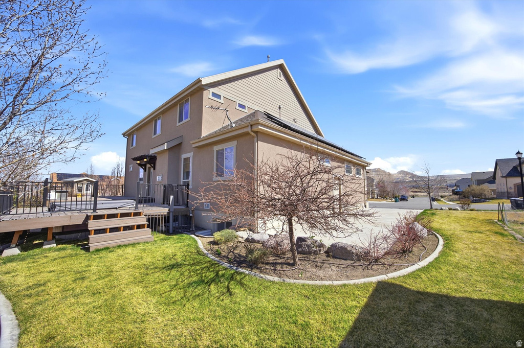 15198 S MULE TRAIN DR Bluffdale, UT 84065